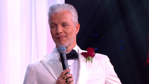 Arno Kantelberg laat verborgen talent horen in Secret Duets