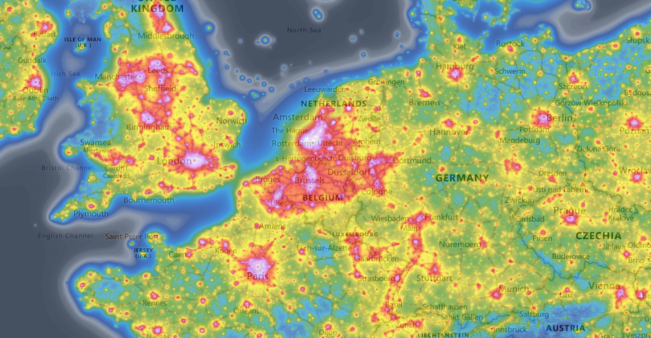 De lichtvervuiling in een (deel van) West-Europa. 