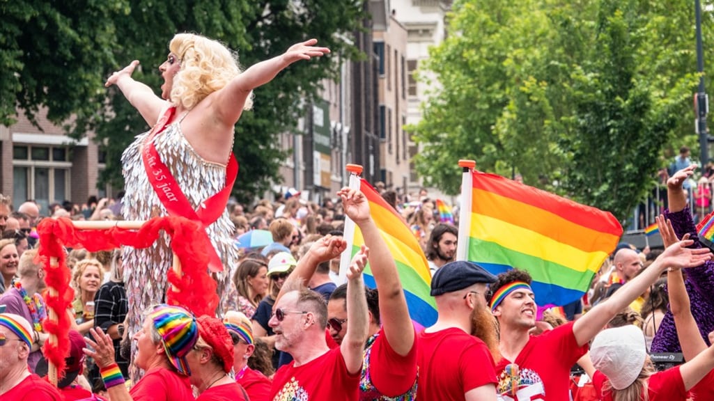 Dragqueens varen vooraan bij Pride Utrecht uit protest tegen anti-lhbti-geweld