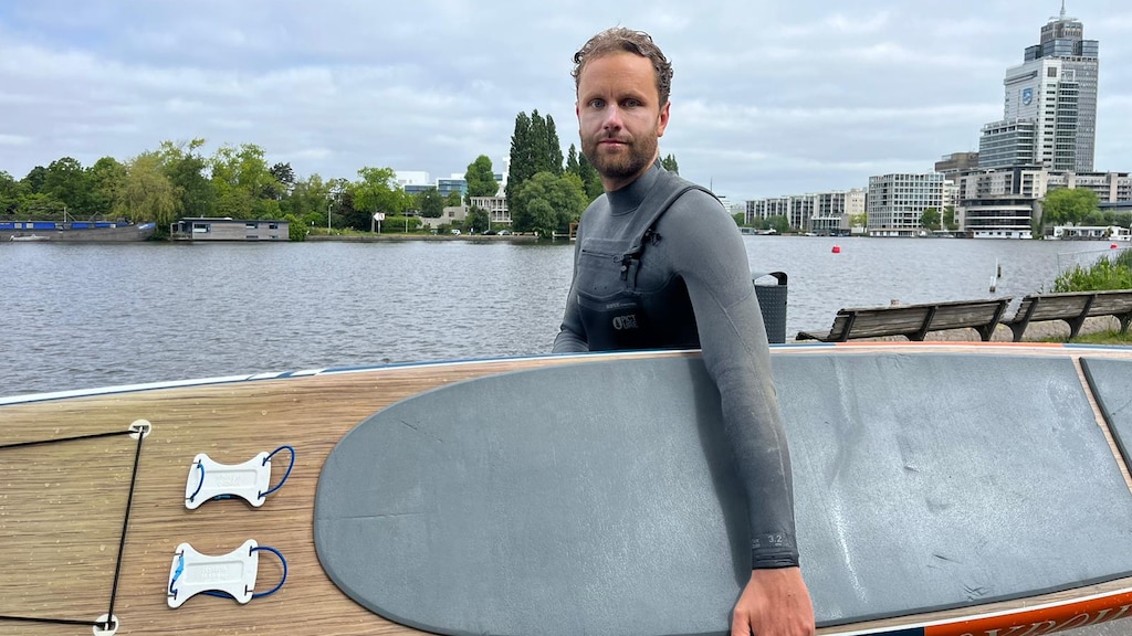 Jasper is ongeneeslijk ziek door melanoom: 'Smeer randje boven wetsuit in'