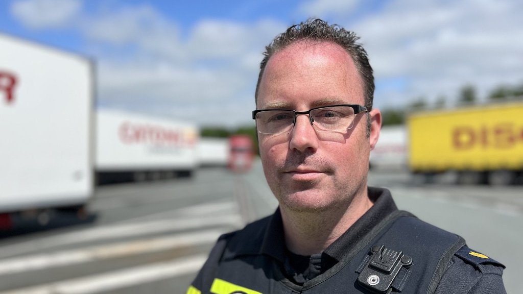 Maikel Dop van de politie: "Het aantal incidenten tegen vrachtwagenchauffeurs neemt toe."