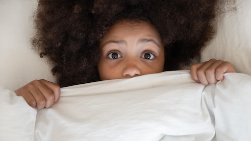 Sabia's dochter is bang in het donker: 'Zonder licht wil ze niet slapen'