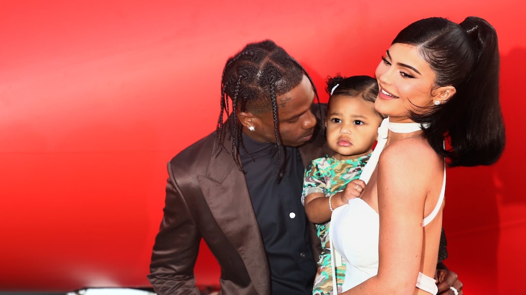 Kylie Jenner trots op haar dochter: klaar met vooropleiding kleuterschool