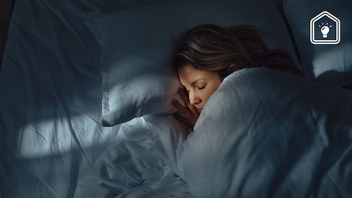 Kun jij ook niet slapen zonder deken of laken? Dit is waarom!