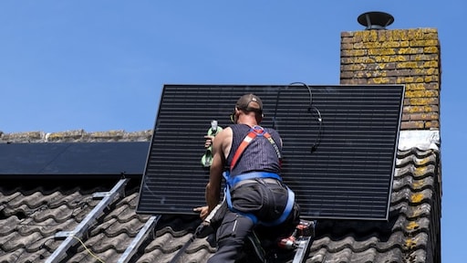 Veel meer zonnepanelen: bijna de helft meer energie uit zon in 2022