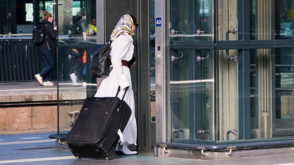 Treinstations met risico op vandalisme volgehangen met camera's