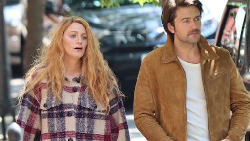 Schrijfster It Ends With Us reageert eindelijk op controverse rondom casten Blake Lively