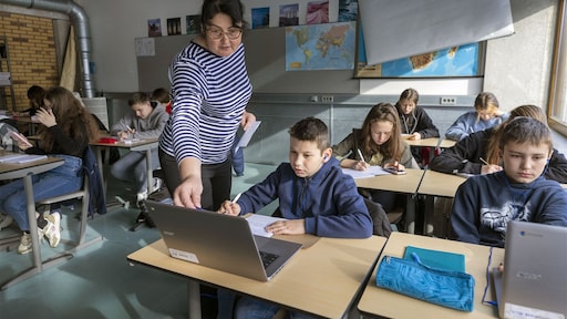 Onderwijsraad: aanhoudend lerarentekort dwingt tot harde keuzes