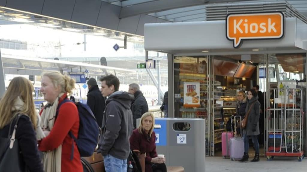 Koffie in wegwerpbeker bij NS 35 cent duurder dan in eigen mok