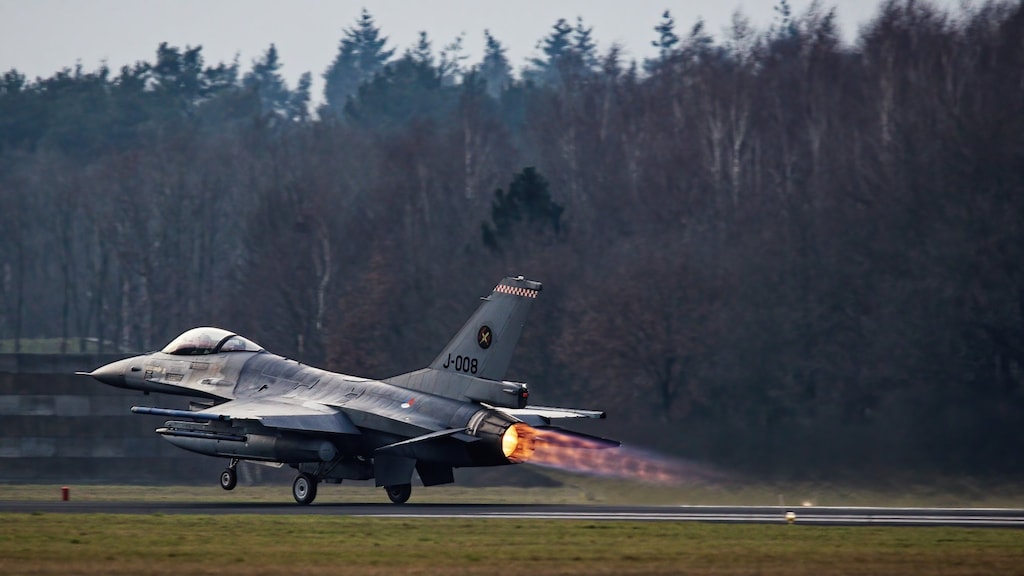 Russische ambassade haalt uit naar Nederland om levering F-16's aan Oekraïne