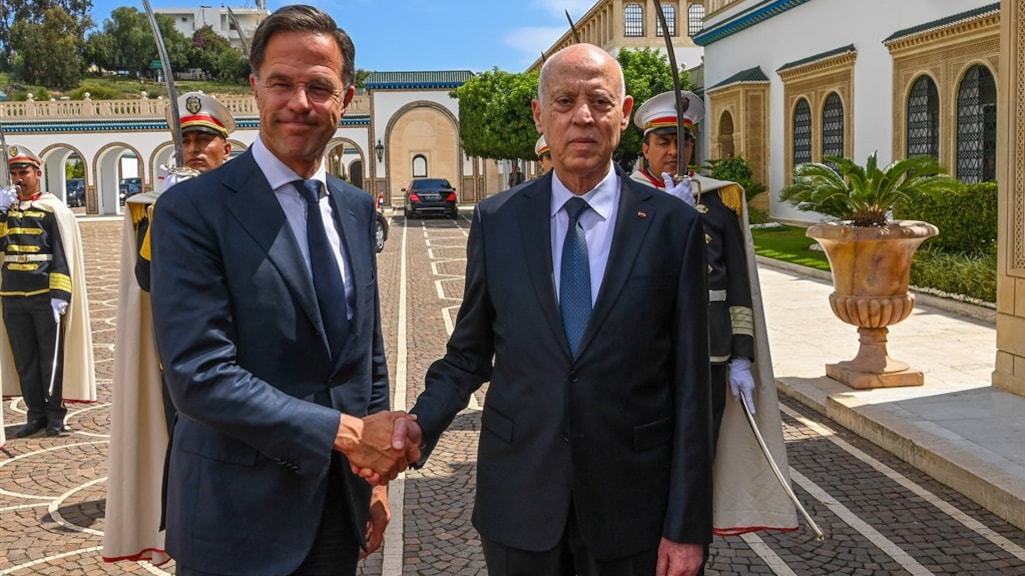 Van machtsgreep tot migratiedeal: met deze dubieuze leider wil EU zakendoen