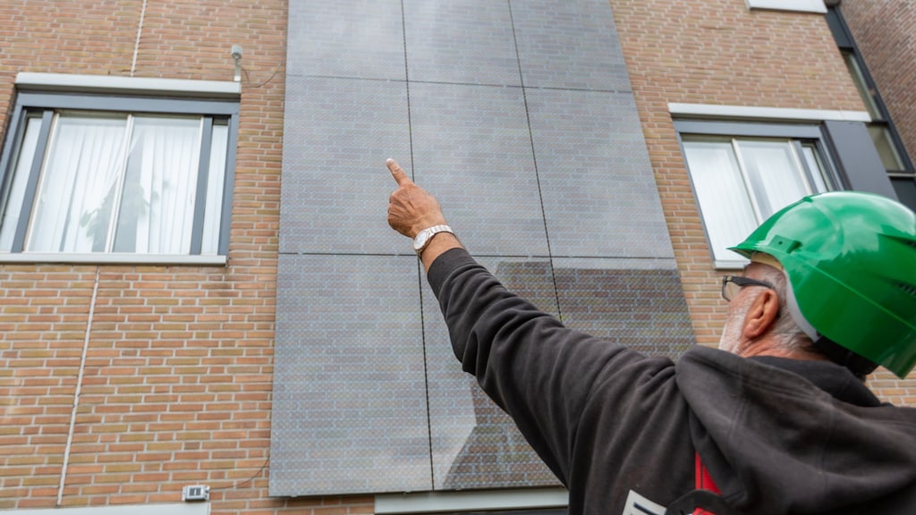 Deze zonnepanelen werden al op een gevel geplaatst.