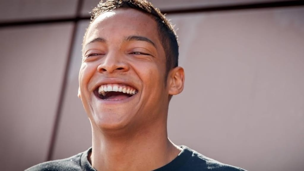 Igmar Felicia deelt 'aanklooi'-relatie op Instagram