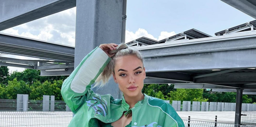 Romée van Ex on the Beach openbaart OnlyFans-inkomen: 'Op piek 50.000 euro'