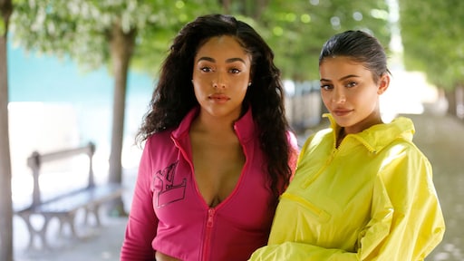 Kylie Jenner en Jordyn Woods leggen het vier jaar na Tristan Thompson-schandaal bij