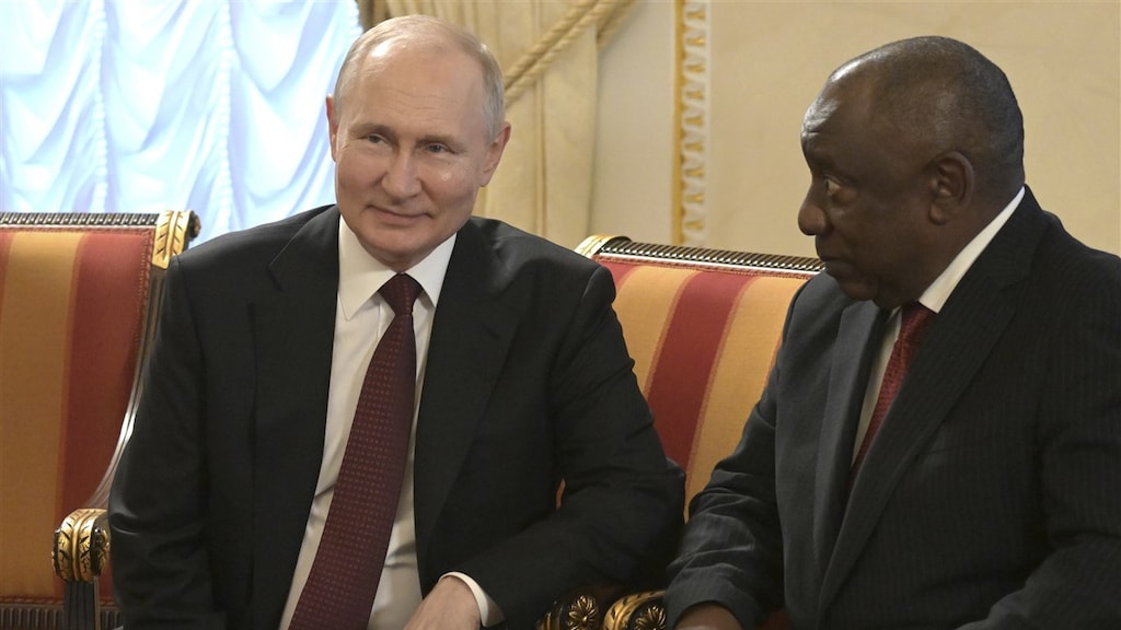 President Zuid-Afrika: 'Arrestatie Poetin zou oorlogsverklaring zijn'