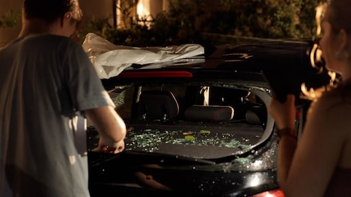 Autoschade door gigantische hagelstenen: dit dekt de verzekeraar