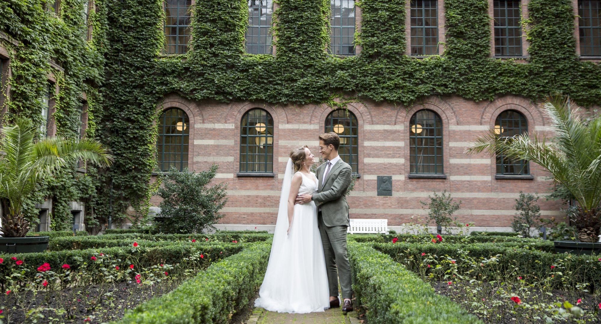 De bruiloft van Myrthe en Maarten in september 2020.