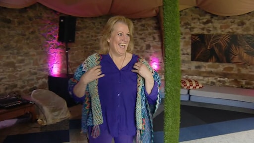 Na Walter danst Claudia uit B&B Vol Liefde nu met déze BN'er