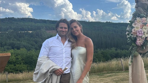 Sascha Visser viert huwelijksfeest op Sardinië: 'Beste weekend van ons leven'