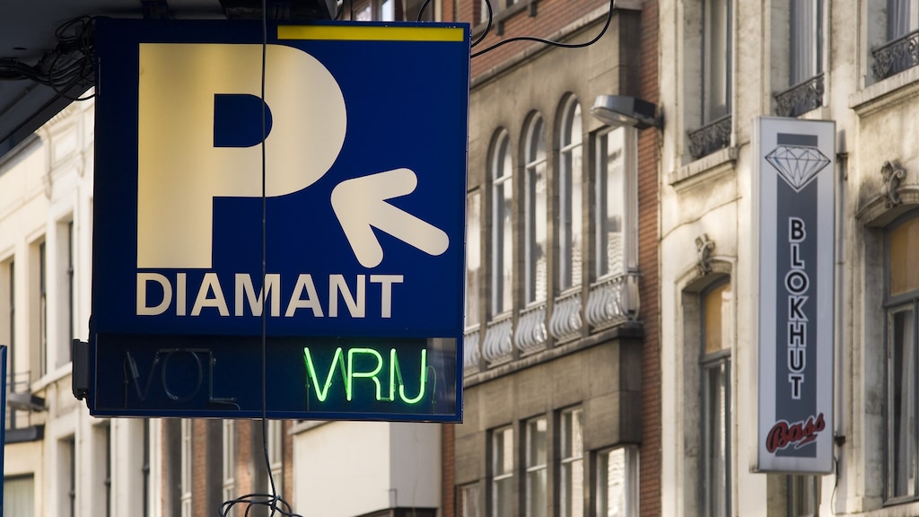 Dagtrip naar Antwerpen? Parkeren op straat vanaf morgen verboden