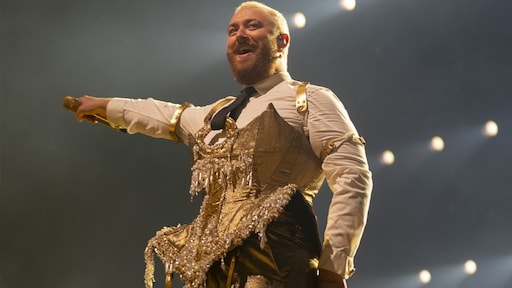 Sam Smith te zien in tweede seizoen And Just Like That...