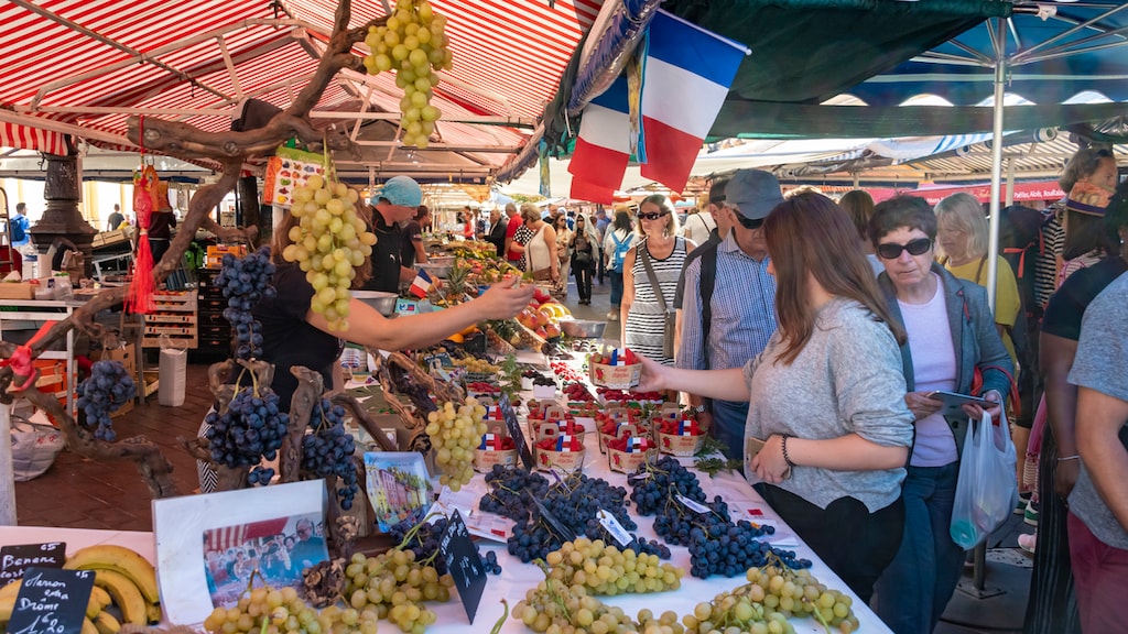 'Waar is oma nou gebleven? Net was ze hier nog!'