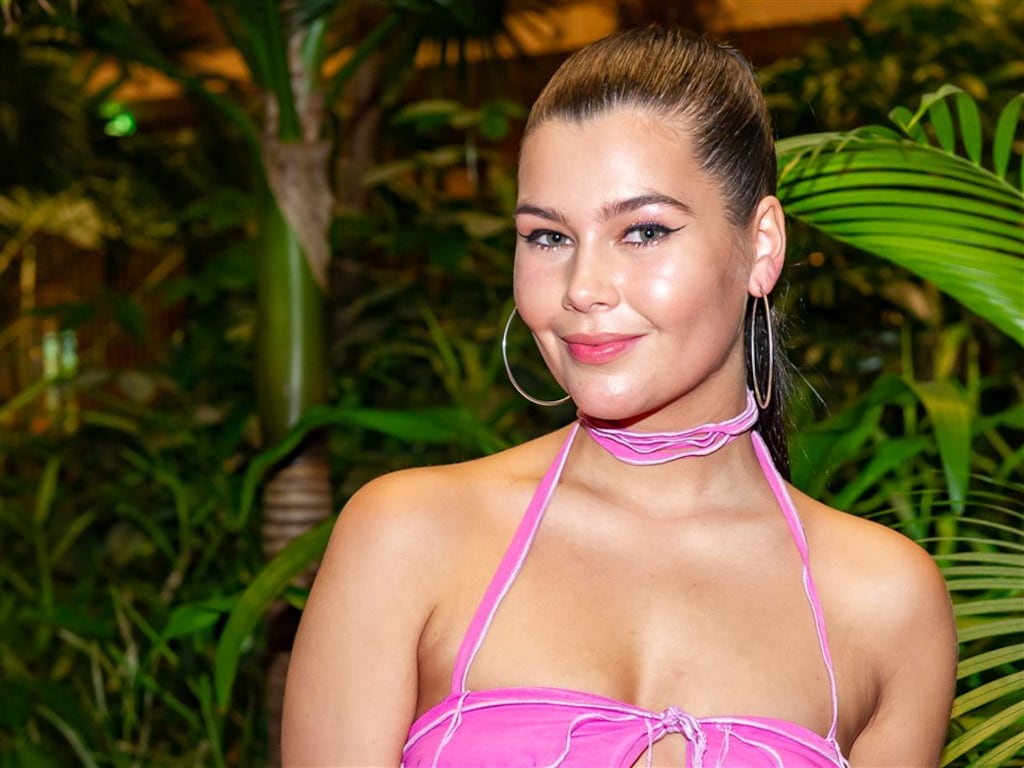Bachelorette Diva Brons doet boekje open over liefdesleed: 'Ik vind liefde verschrikkelijk'