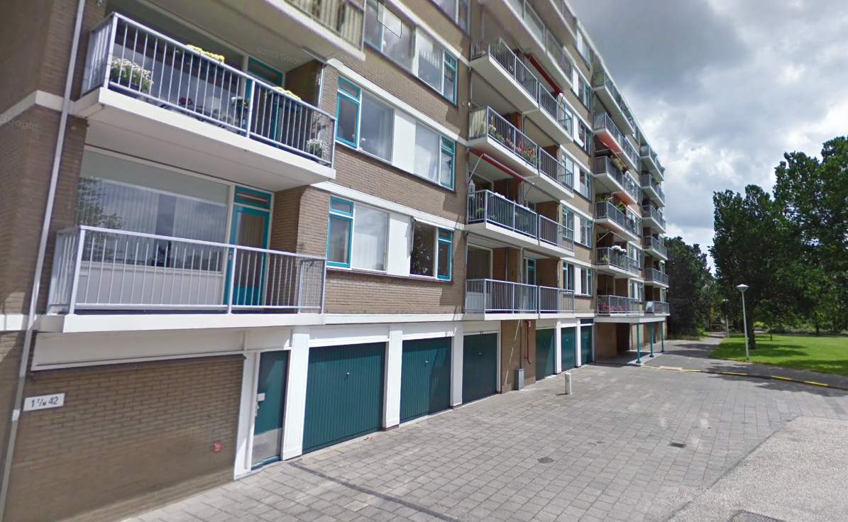 Een flat aan de Dirk de Raetlaan.