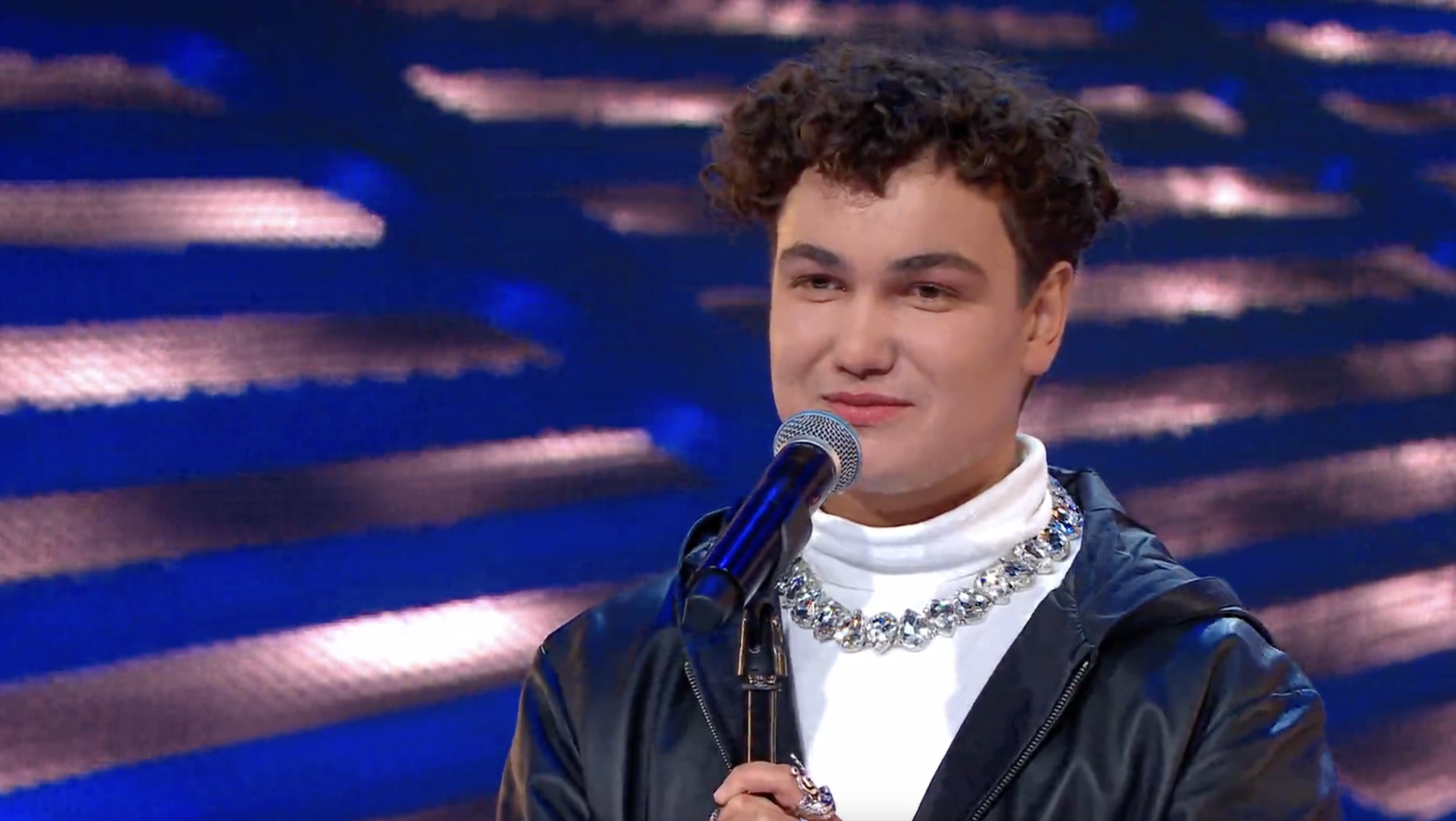 Gepeste Maurits zingt sterren van de hemel in Holland's Got Talent