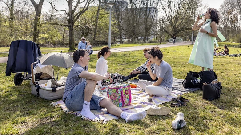 Zonnebrand smeren als je naar het park gaat? 'Zit nog niet goed in ons systeem'