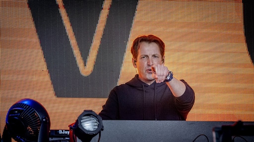 Prins Floris tekent bij hetzelfde label als Martin Garrix