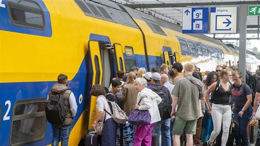 Eisen voor NS in nieuwe aanbesteding veel zwakker: 'Lat ligt heel laag'