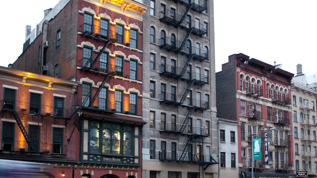 Wie een Airbnb boekt in New York, zit straks met de verhuurder op de bank