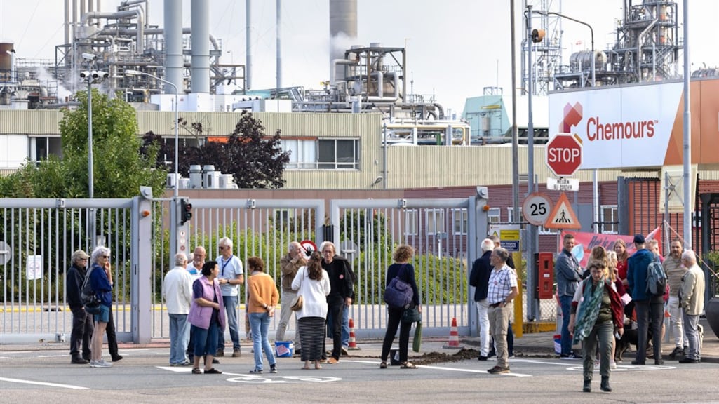Duizenden aangiftes tegen chemiebedrijf Chemours vandaag ingediend