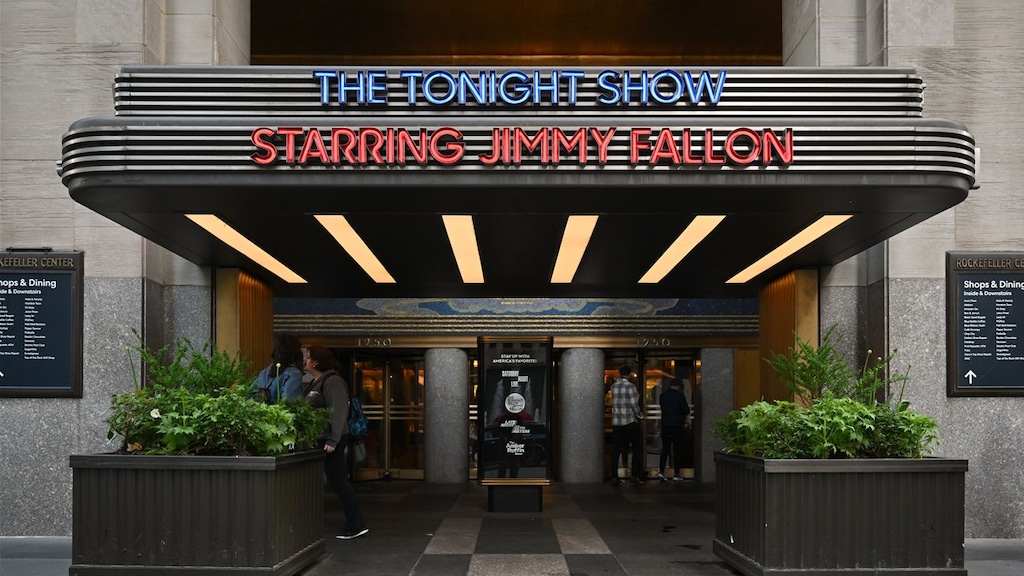 De buitenkant van de studio waar The Tonight Show wordt opgenomen.