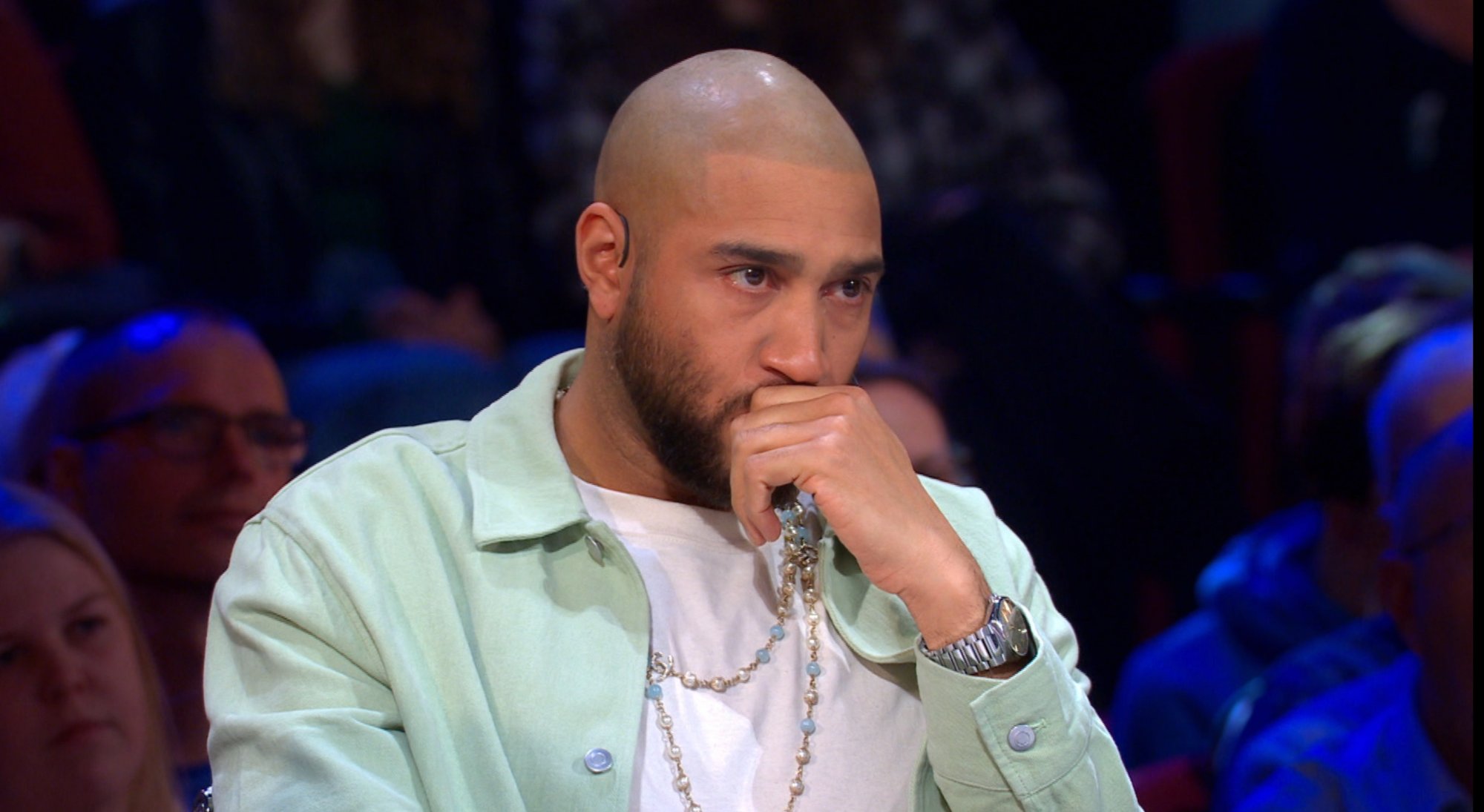 Edson da Graça in tranen door Naomi's eerbetoon aan overleden vader in Holland's Got Talent