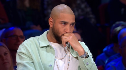 Edson da Graça in tranen door Naomi's eerbetoon aan overleden vader in Holland's Got Talent