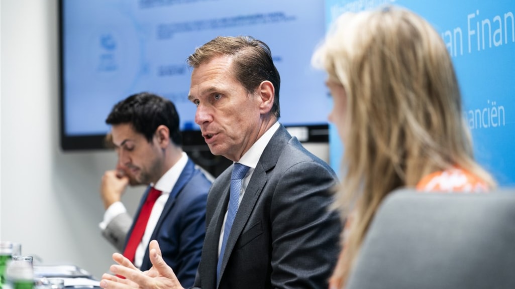 Ambtenaren: volgend kabinet zal 17 miljard moeten besparen