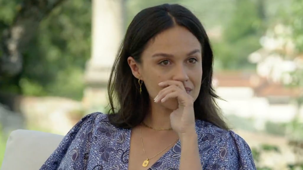 Holly Mae Brood zong als kleuter K3-lied bij afscheid vader Herman