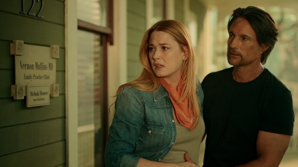 Virgin River-maker onthult échte reden achter tragische verhaallijn Mel