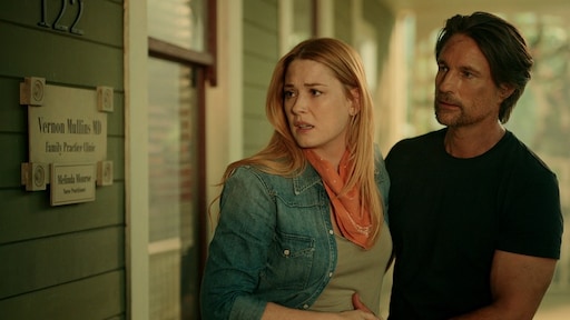 Virgin River-maker onthult échte reden achter tragische verhaallijn Mel