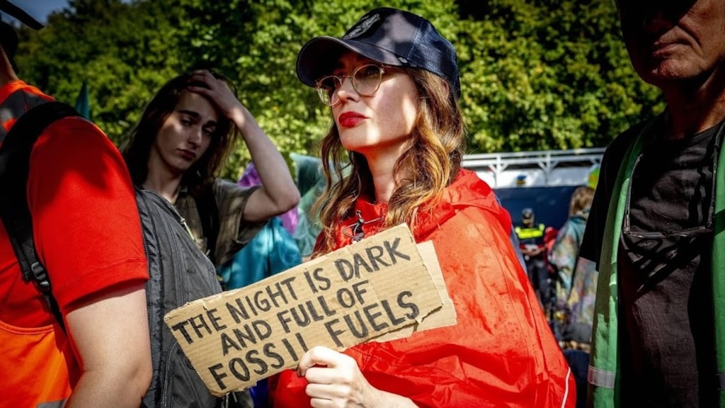 Carice van Houten gearresteerd bij A12-demonstratie