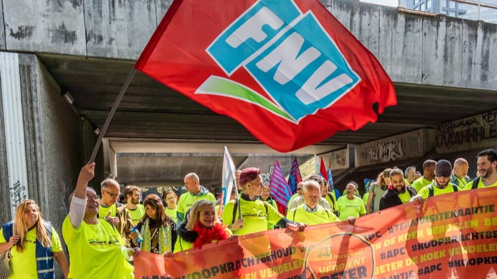 Vakbond FNV wil loonsverhoging van 5 tot 14 procent