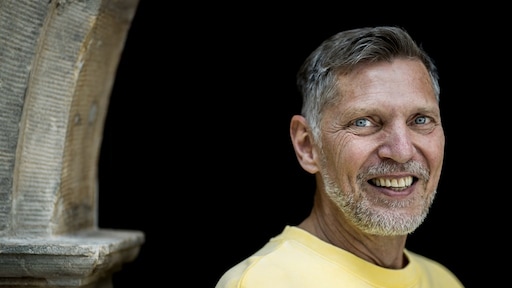 Erwin Olaf op 64-jarige leeftijd overleden