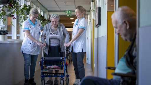 Zorgpremie zal nog verder stijgen: 'We staan pas aan begin van vergrijzing'