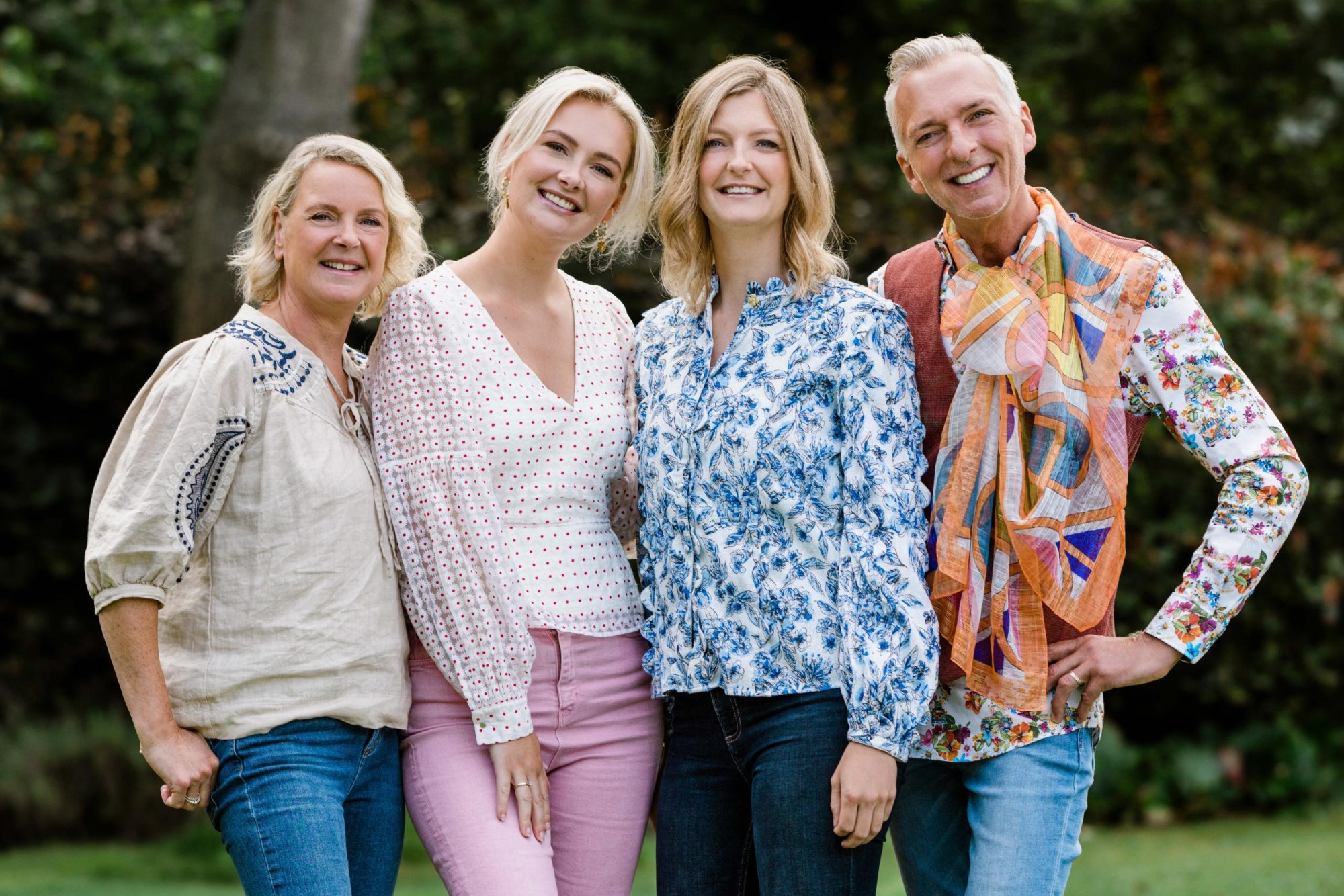 Erica gooit haar haren los in Chateau Meiland: 'Voel me geen zestig'