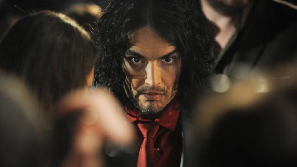 Britse politie onderzoekt weer oude aantijgingen tegen Russell Brand