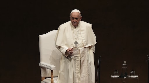 Paus Franciscus praat ineens over 'onbespreekbare' dingen, wat is er aan de hand?