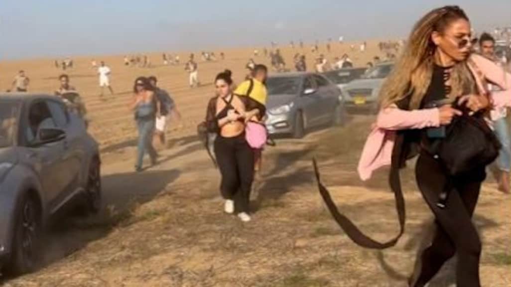 Moeder van op Israëlisch festival ontvoerde Shani Louk: 'Mijn dochter leeft'